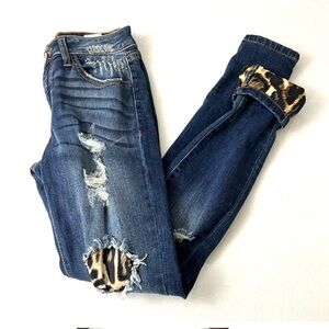 KanCan Mid Rise Leopard Patch Ankle Skinny Jeans Size 3 25"